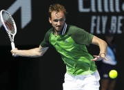 开云体育平台APP-包含澳网横扫温网，梅德韦杰夫高光表现的词条