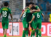 开云体育官方网站-包含上海申花对决北京中赫国安，双方战意坚决的词条