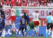 开云体育APP下载-英格兰队在欧预赛中表现强势，轻取波兰