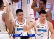 开云体育APP下载-惊险争夺！球队险胜对手，取得宝贵三分