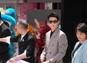 开云体育app-逆袭之路，新晋冠军光芒万丈！的简单介绍