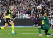 开云平台-曼城客场击败莱斯特城继续保持不败势头