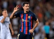 开云APP-佛罗伦萨主场胜利，球迷欢呼雀跃