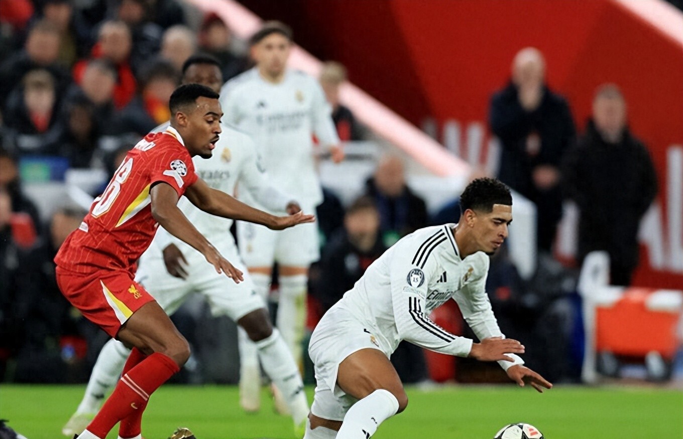 包含格拉纳达客场惜败皇家马德里，遗憾错失分数的词条