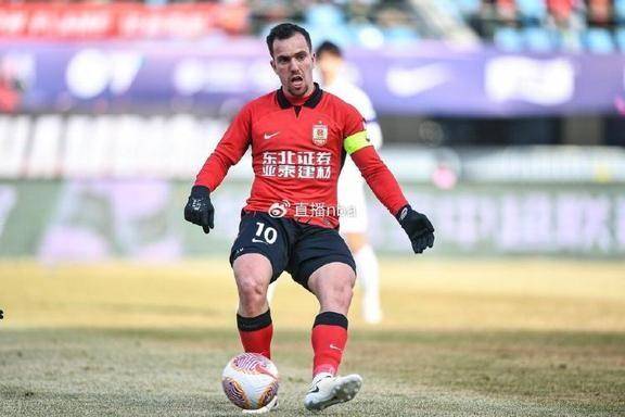 厉害的外籍球员加入国内球队,提升比赛水平 厉害的外籍球员加入国内球队,提升比赛水平