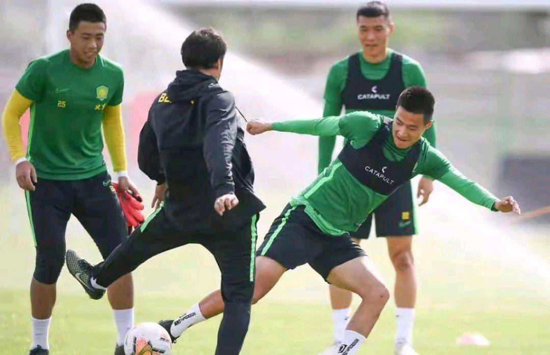 关于北京国安在热身赛中胜利，士气高涨的信息