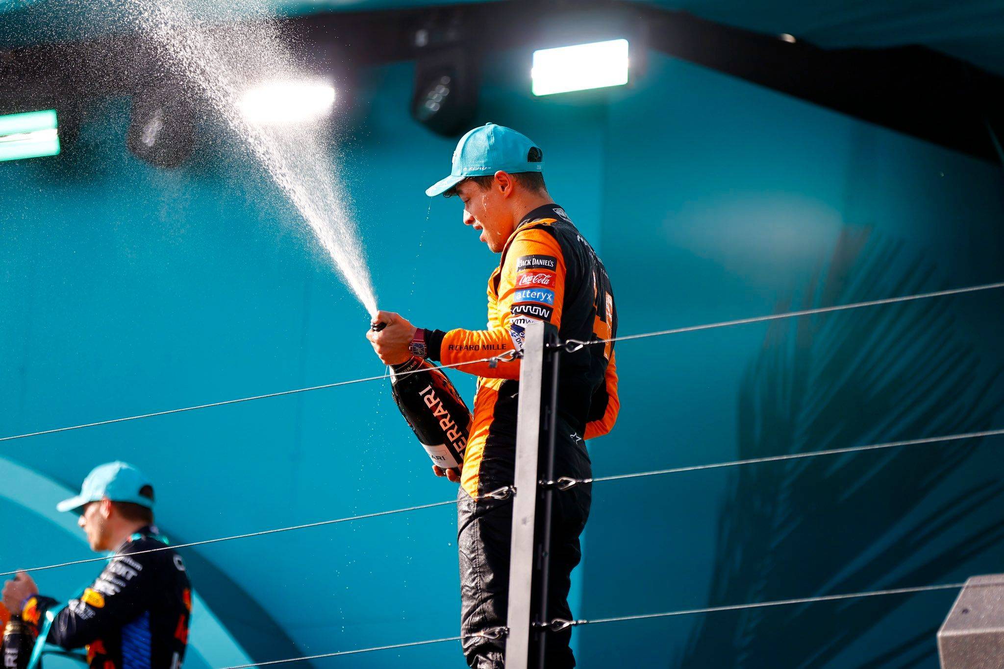 里尔客场大捷,领先优势更加明显的简单介绍 里尔客场大捷,领先优势更加明显的简单介绍