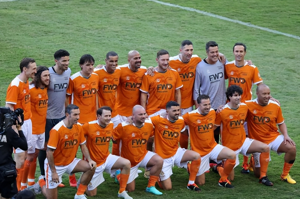 关于实力强劲!国际足球明星齐聚一堂的信息 关于实力强劲!国际足球明星齐聚一堂的信息