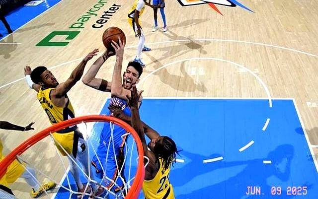 关于佩尔蒂传球筑梦,助球队逆转胜局的信息 关于佩尔蒂传球筑梦,助球队逆转胜局的信息