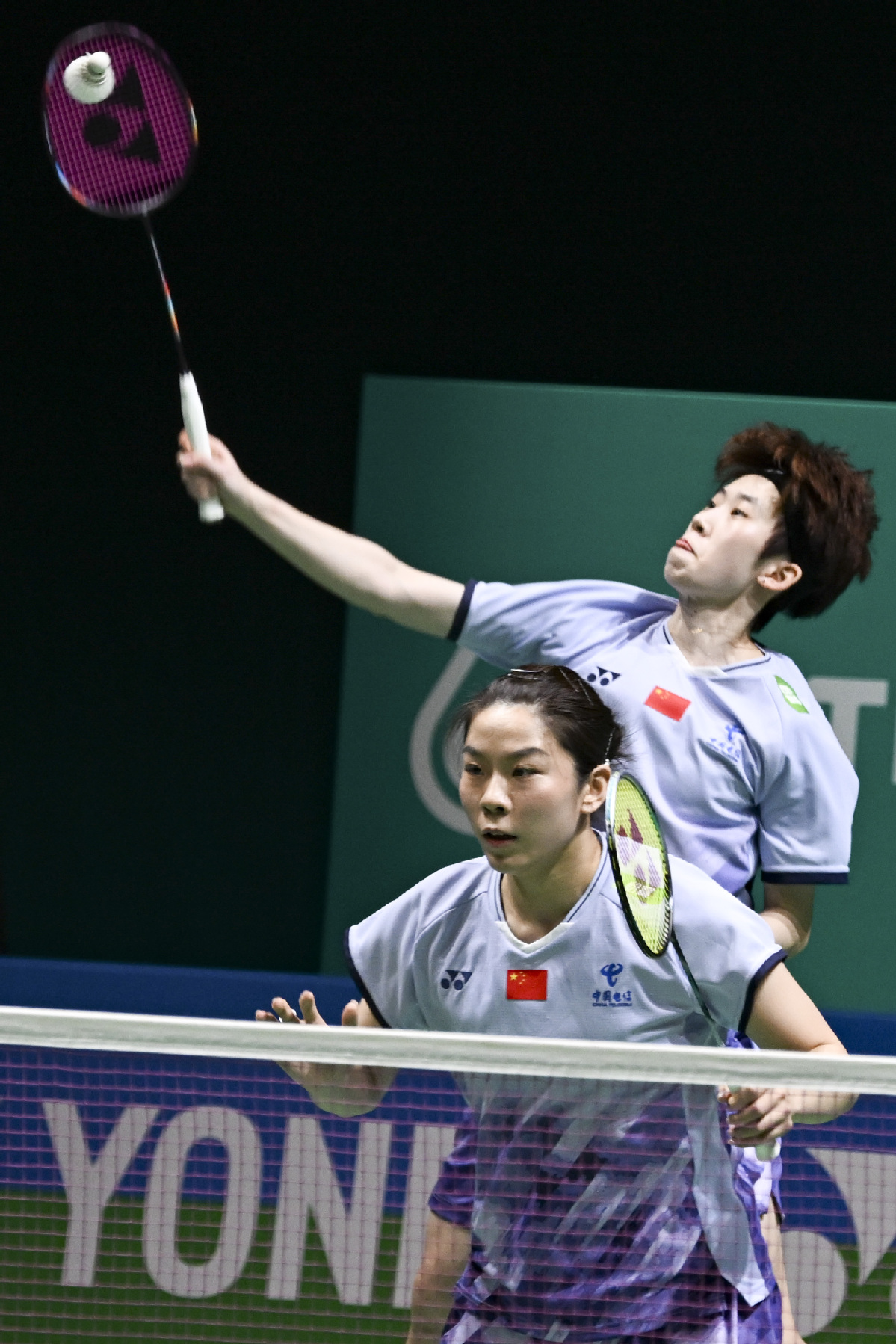 马来西亚队在羽毛球赛场上取得胜利