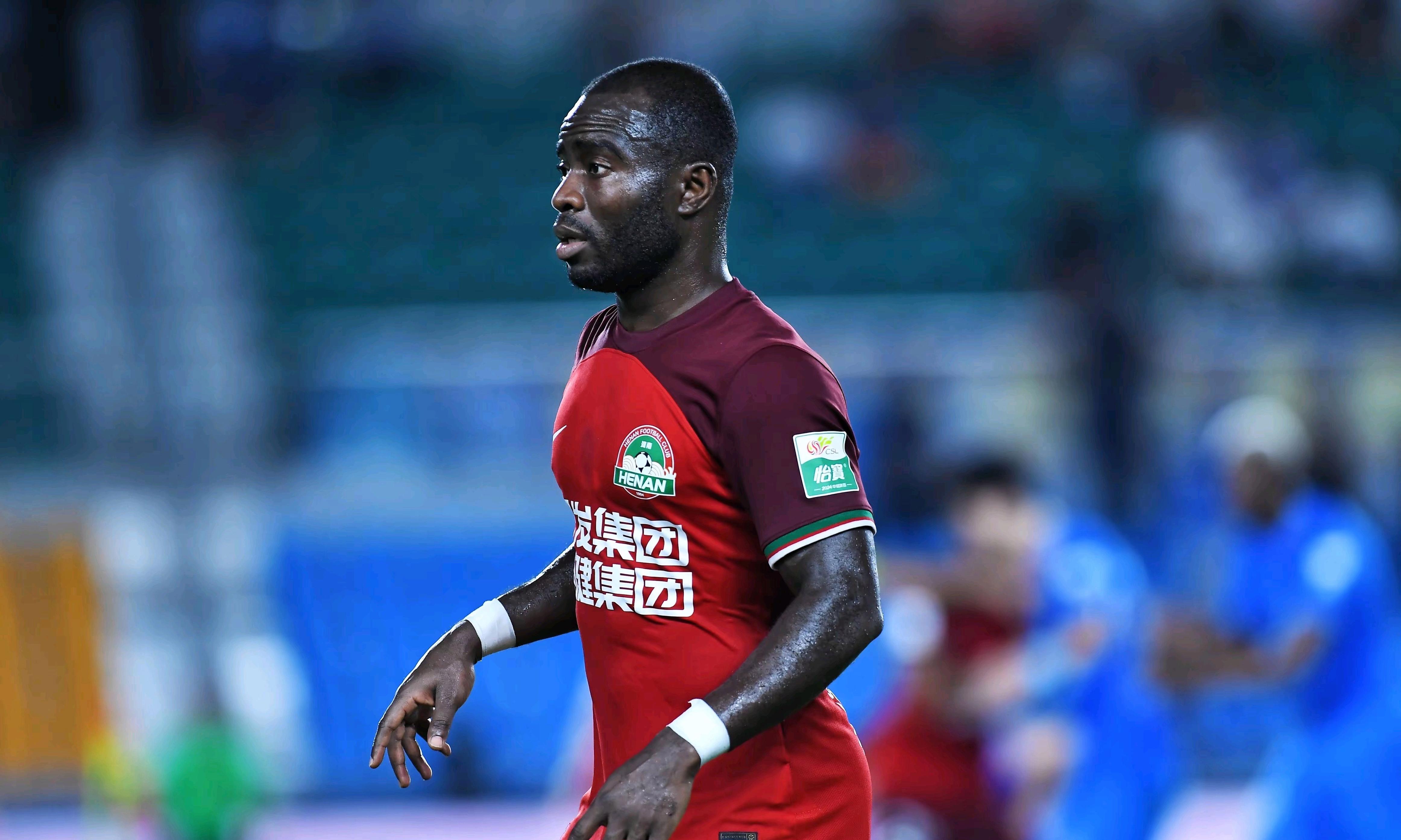 长春亚泰惨遭连败，暂时失去调整之路的简单介绍