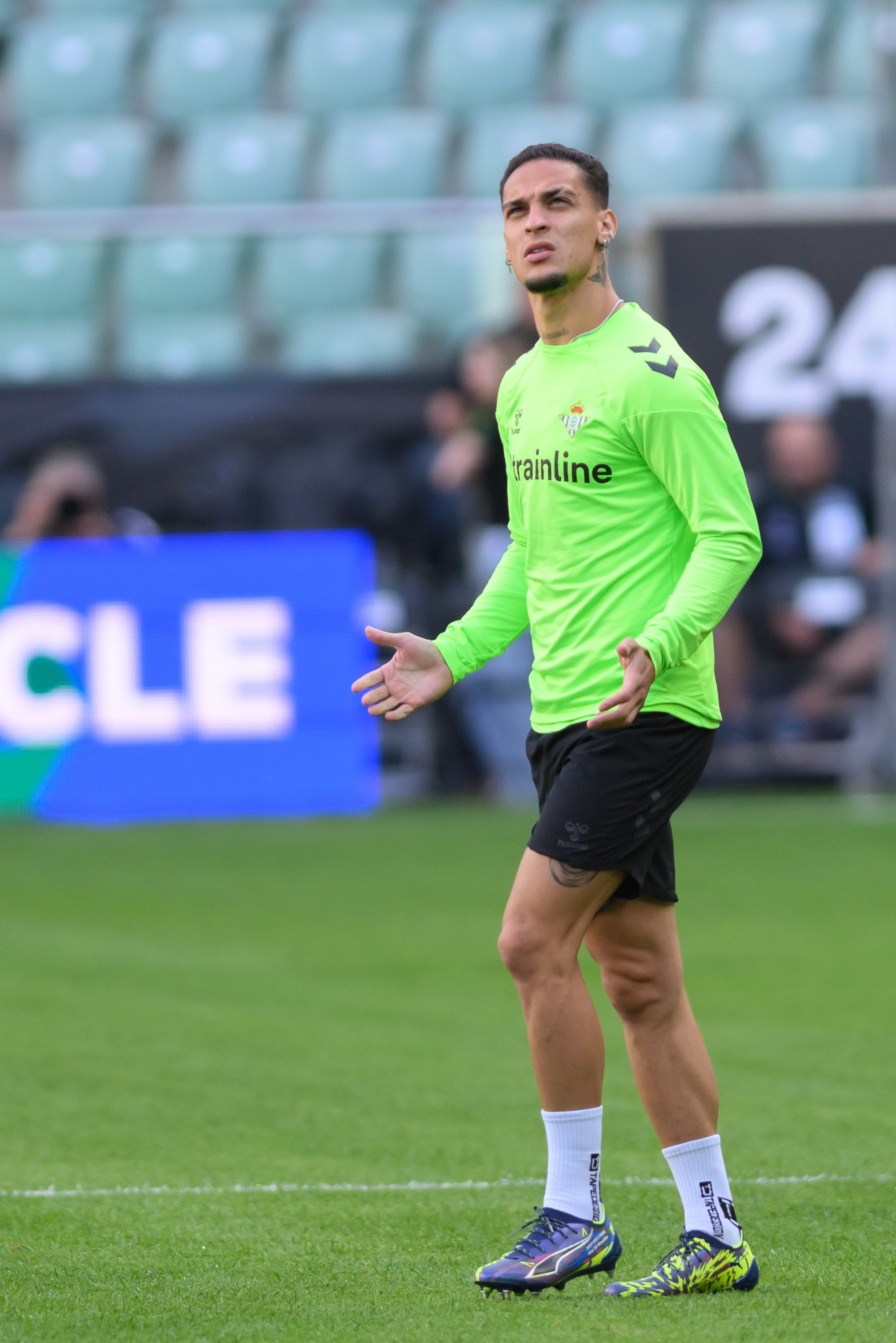 贝蒂斯球员接受采访,坦言备战困难挑战的简单介绍 贝蒂斯球员接受采访,坦言备战困难挑战的简单介绍