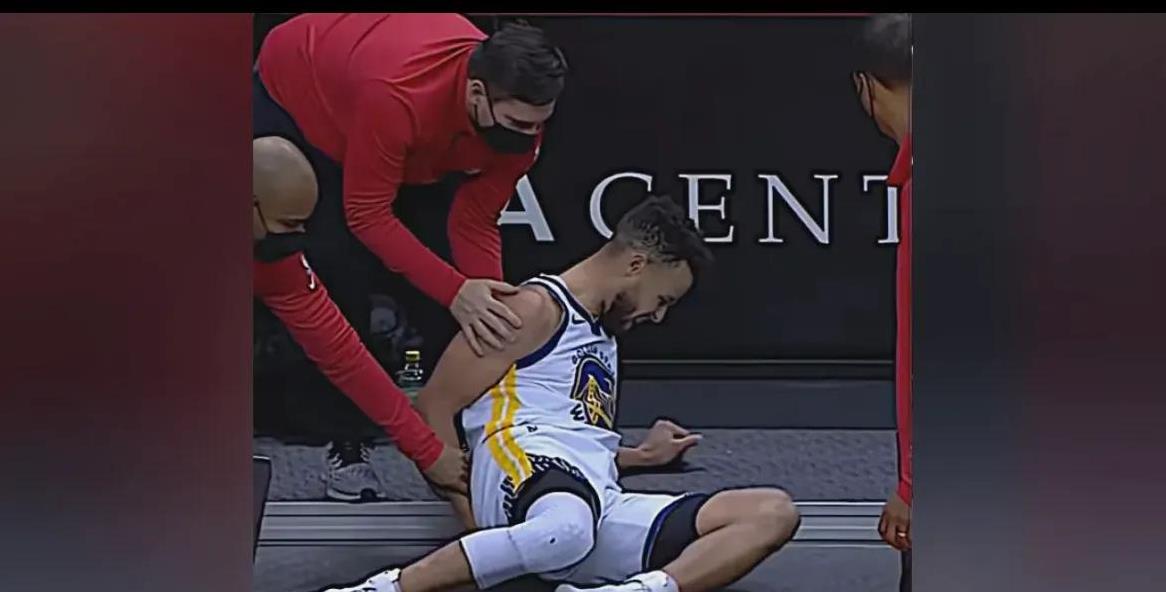 关于篮球比赛中一名球员突然晕倒引发警惕的信息 关于篮球比赛中一名球员突然晕倒引发警惕的信息