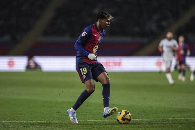 巴塞罗那前锋连场破门,助球队胜出的简单介绍 巴塞罗那前锋连场破门,助球队胜出的简单介绍