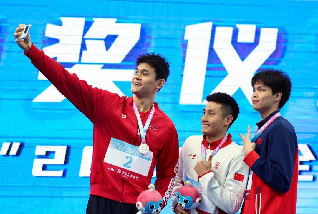 孙杨在上海的比赛中晋级