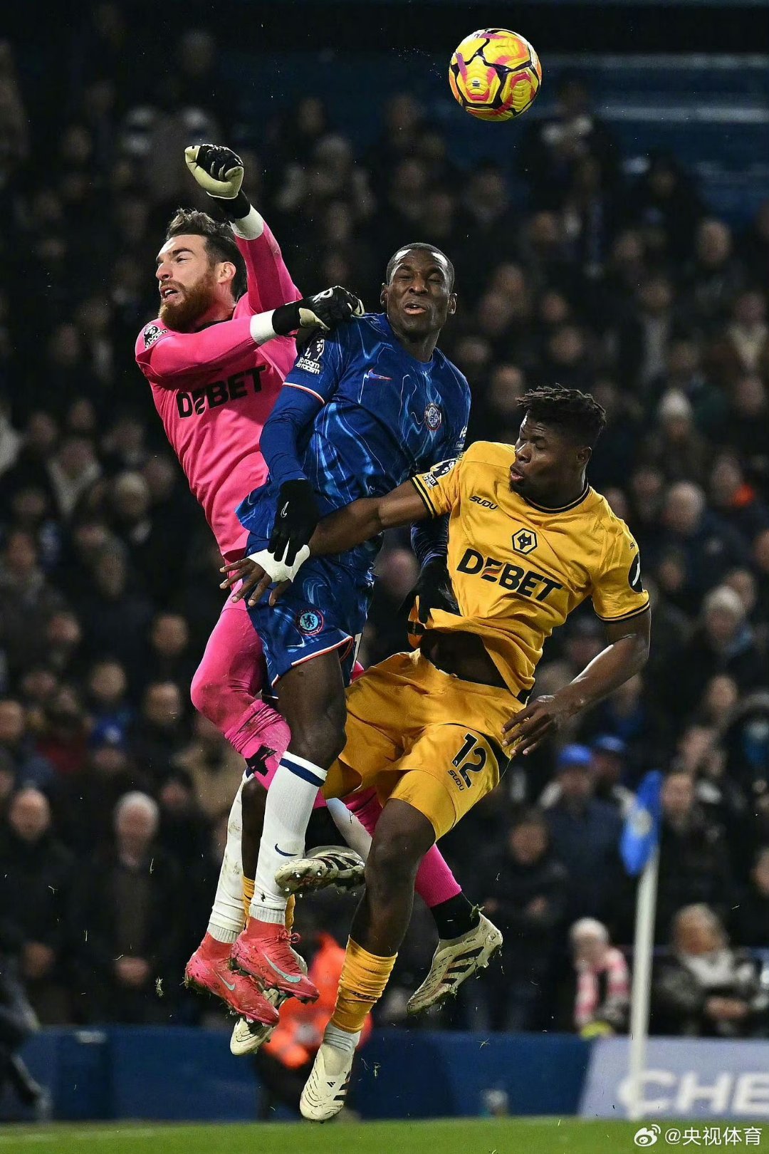 切尔西在对阵伯恩茅斯的比赛中神勇绝杀，赢得了一场激动人心的胜利的简单介绍