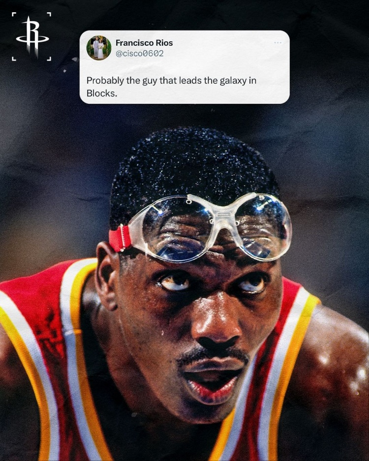 关于火箭队后卫入选年度最佳防守球员奖提名的信息