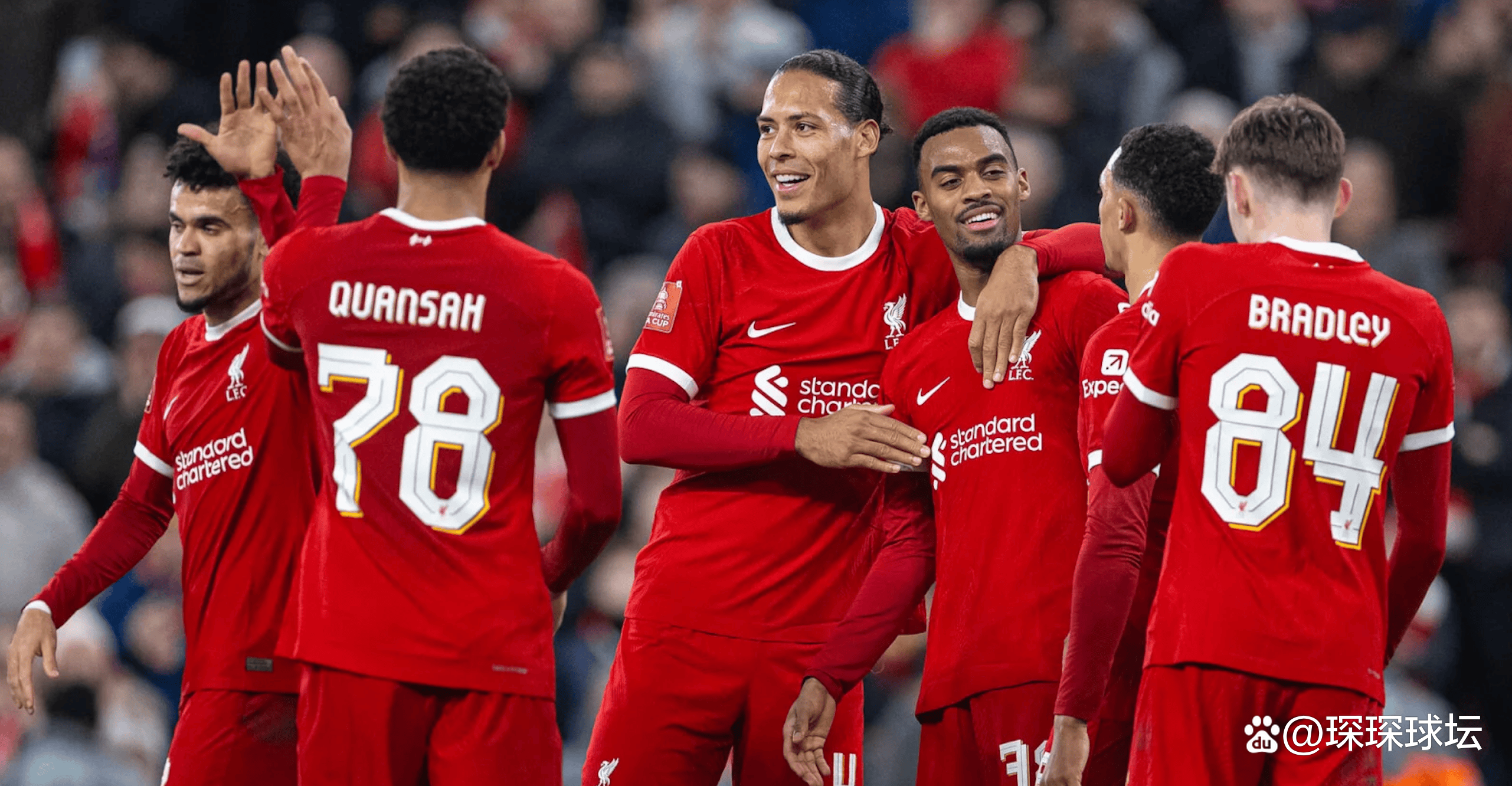 火爆对抗：足球比赛场上高潮迭起的简单介绍