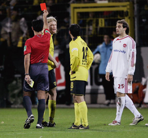 纽伦堡主场失利,追平积分榜尾的简单介绍 纽伦堡主场失利,追平积分榜尾的简单介绍