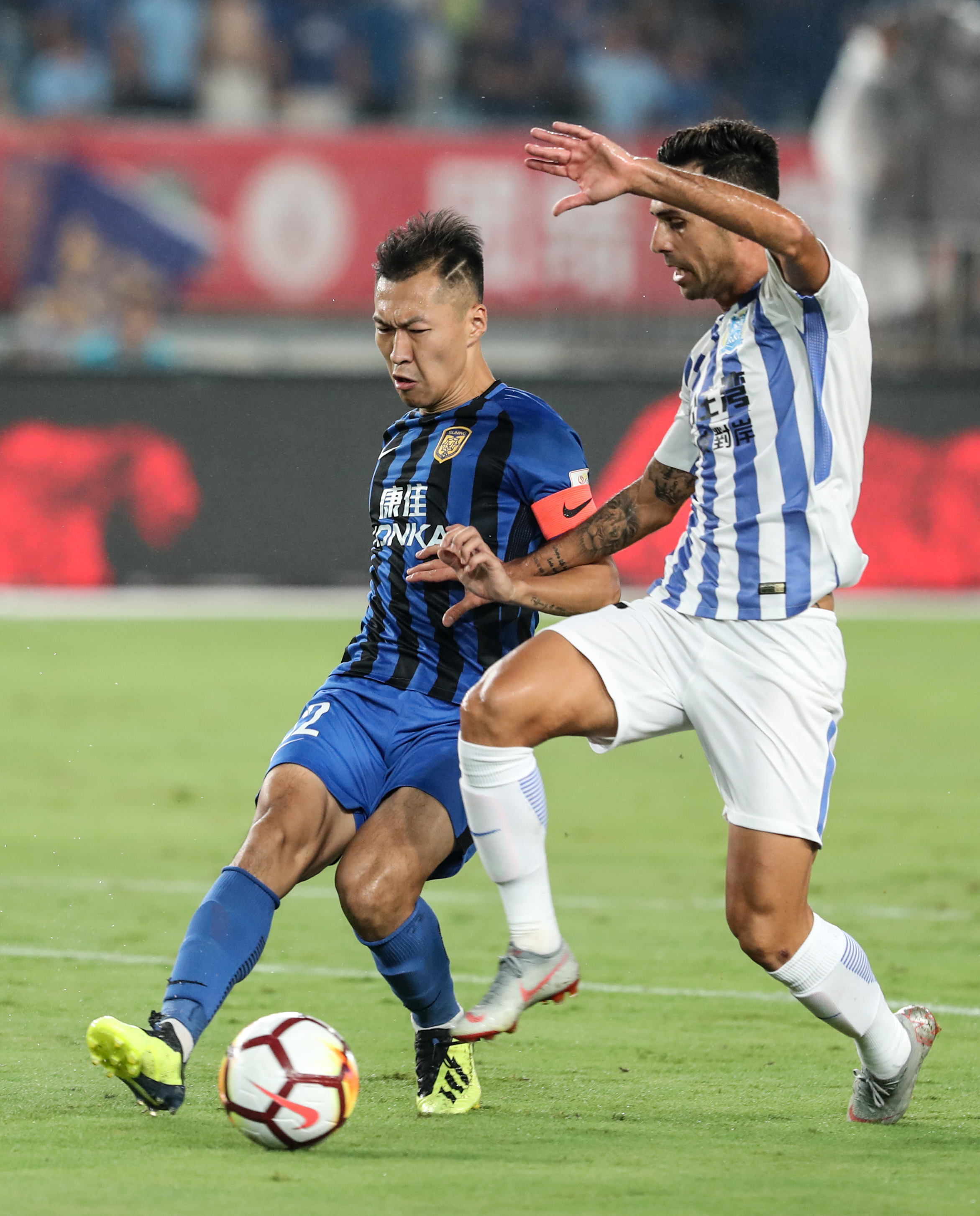 富力球员发挥出色，赢得比赛的简单介绍