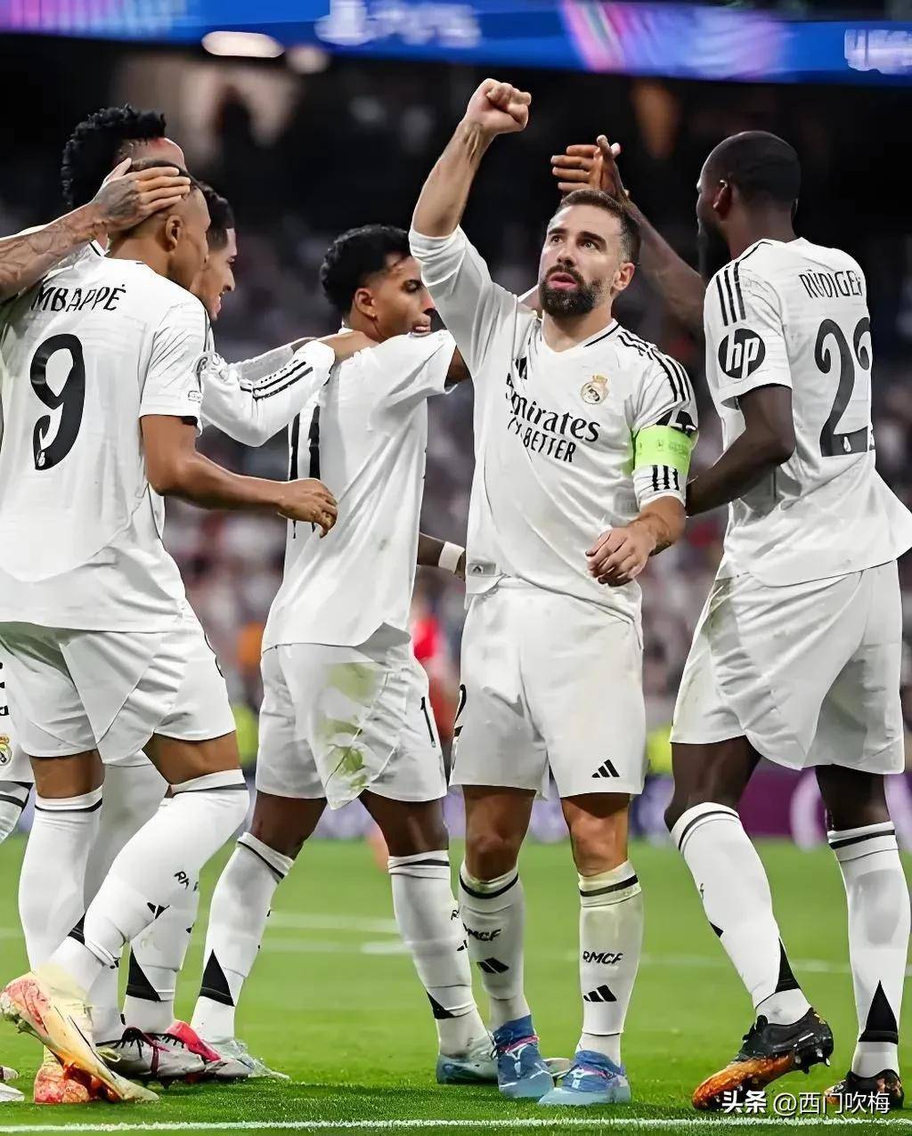 包含曼城横扫皇家马德里，晋级半决赛的词条