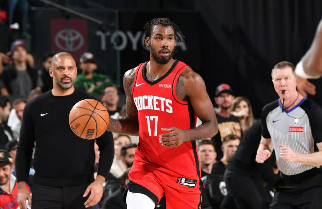 包含安德烈德拉蒙德篮板统治力，率队赢得比赛的词条