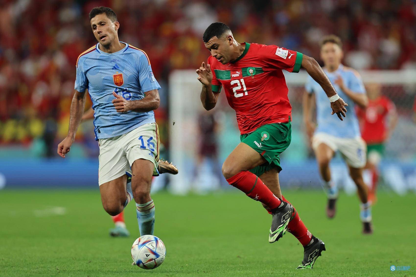 利兹联前锋荷兰国脚受伤,球队攻击线再次受挫的简单介绍 利兹联前锋荷兰国脚受伤,球队攻击线再次受挫的简单介绍