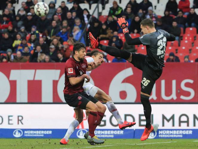 纽伦堡客场输给慕尼黑红牛，连败一场