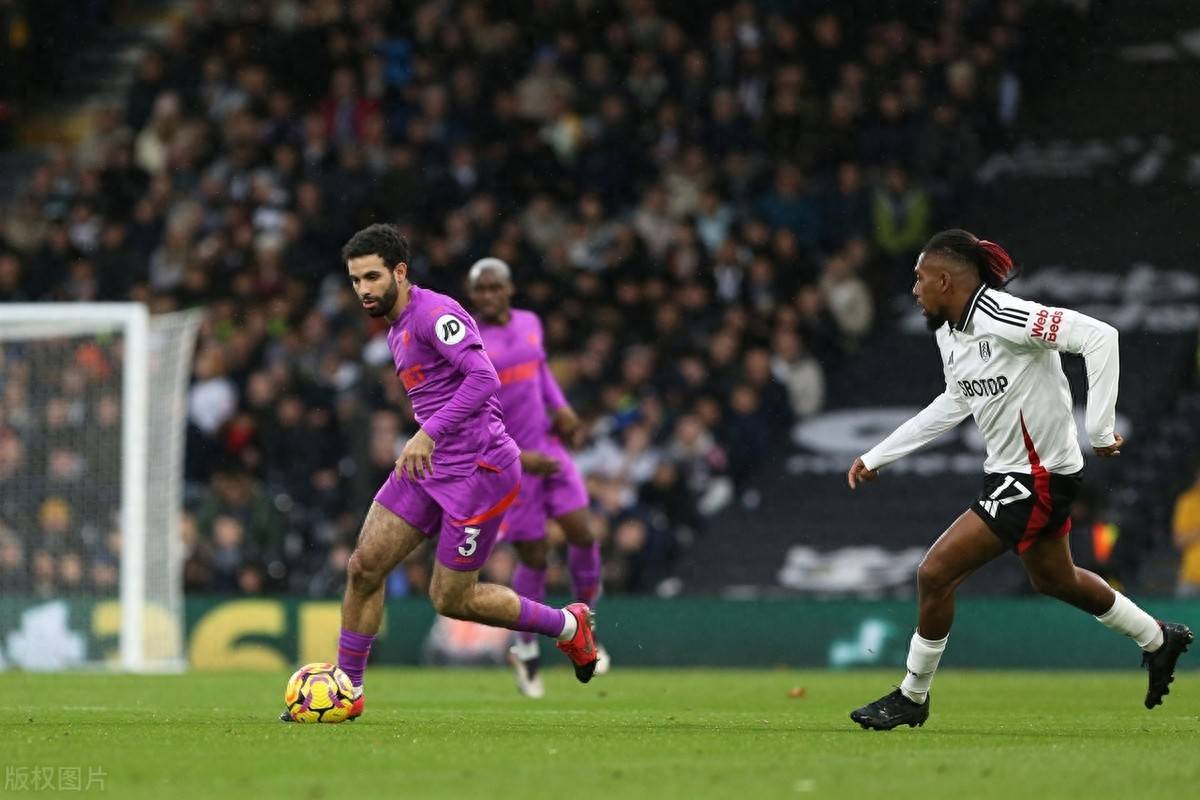 关于狼队主场胜保级队伯恩茅斯，保持中游位置的信息