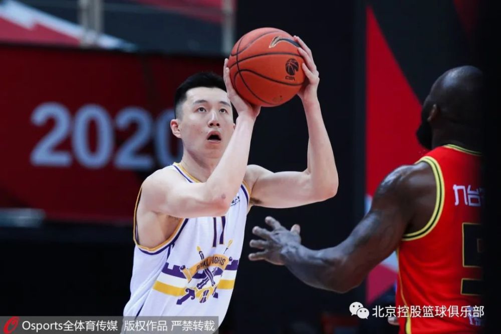 云南男篮战胜强敌,取得关键胜利 云南男篮战胜强敌,取得关键胜利