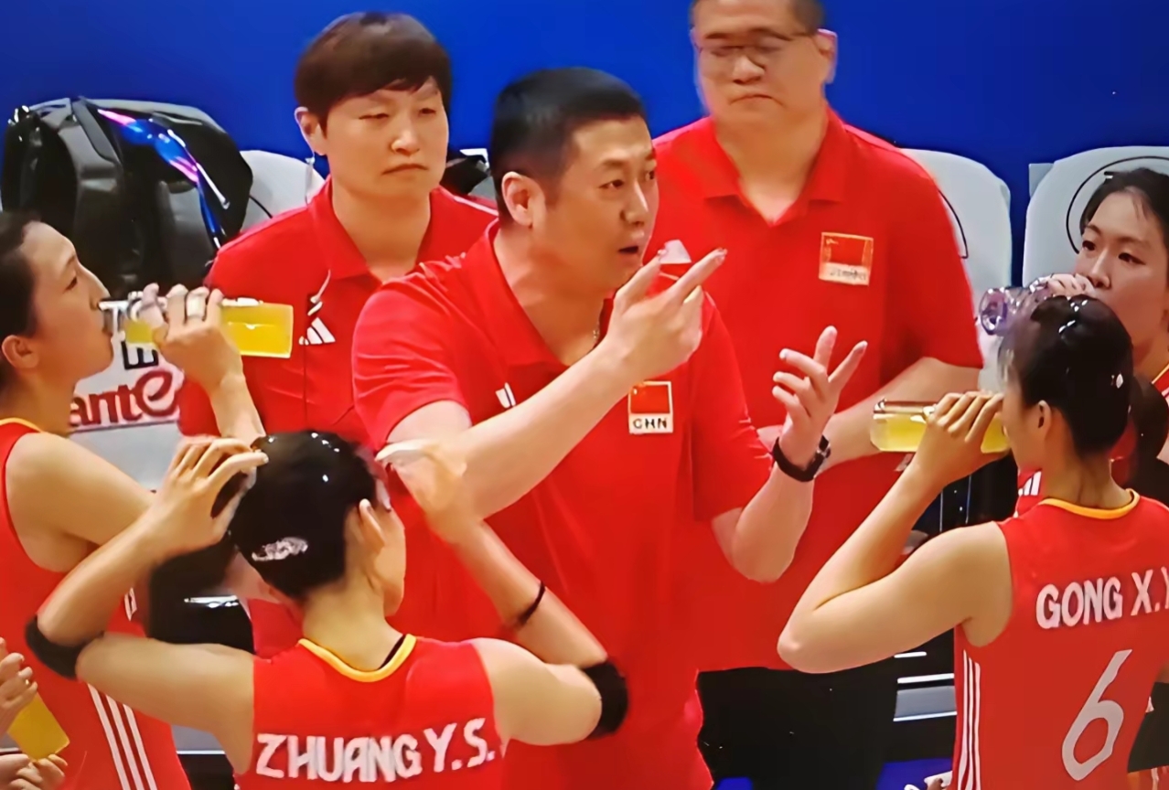 一场备受期待的比赛中展现出双方实力