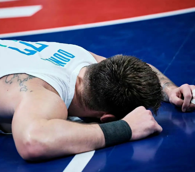 波兰豪取六连胜确保欧锦赛资格