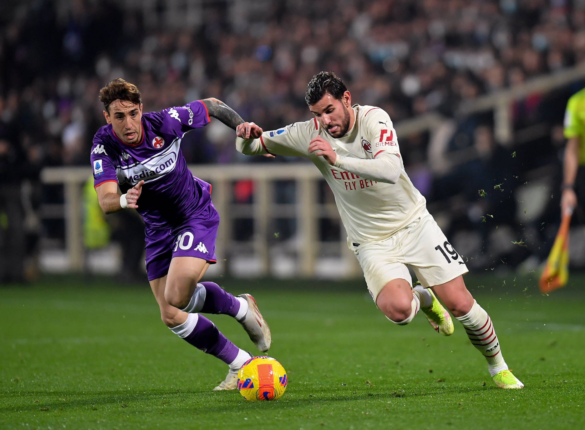 佛罗伦萨主场胜利，球迷欢呼雀跃