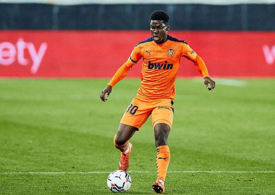 美国血洗瓦伦西亚，马尔基尼奥斯统治全场的简单介绍