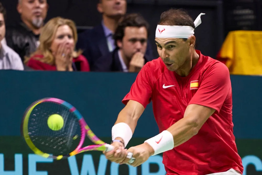 法国网球队横扫西班牙网球队，纳达尔关键制胜的简单介绍