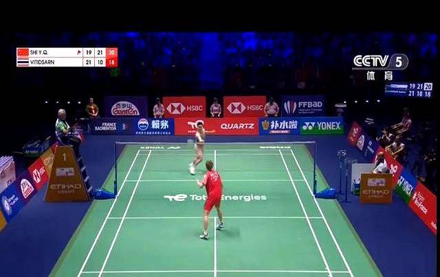 包含法国羽毛球队横扫中国羽毛球队，陶菲克关键制胜的词条